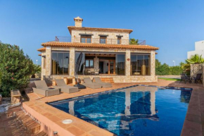 Casa Caramba by Aldertons